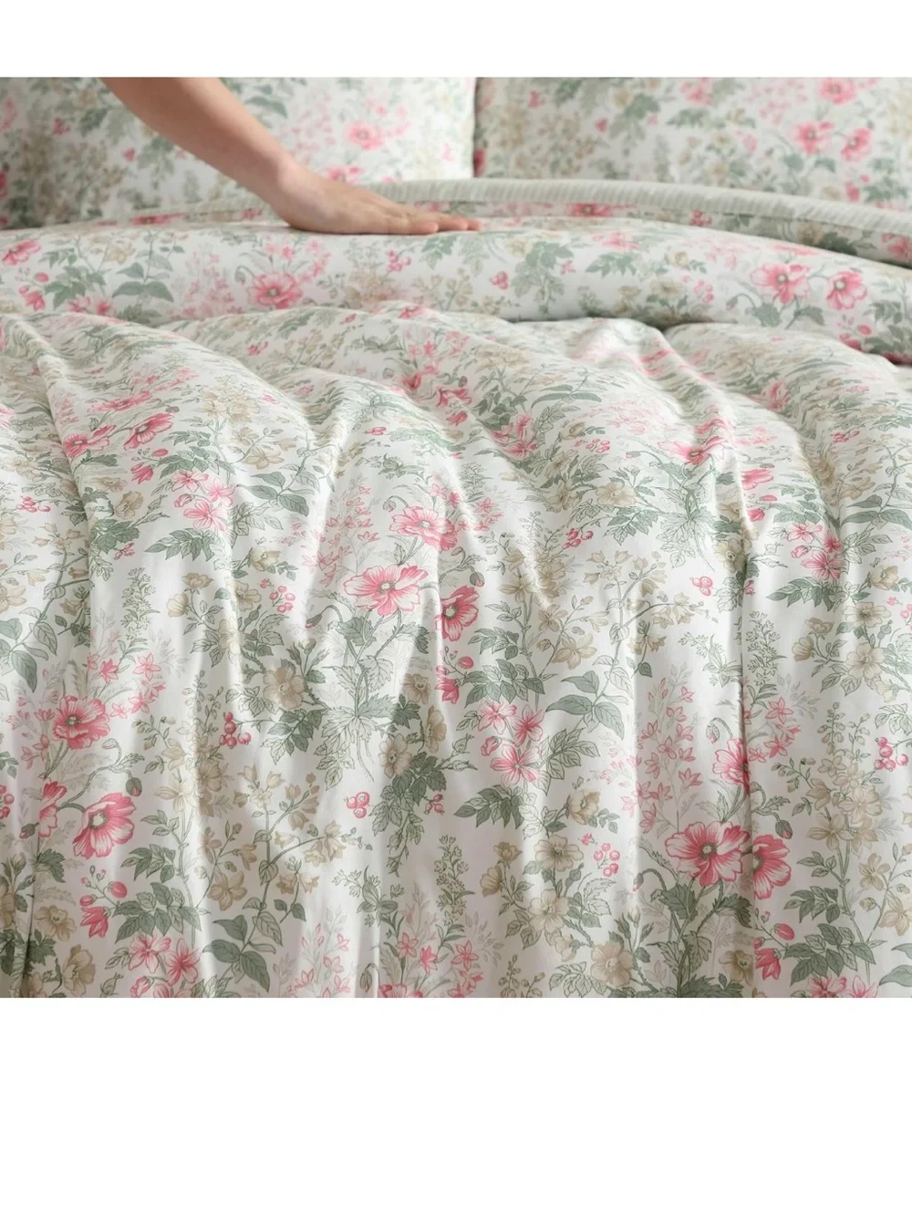 Laura Ashley - Twin XL Comforter Set, Bedding Set